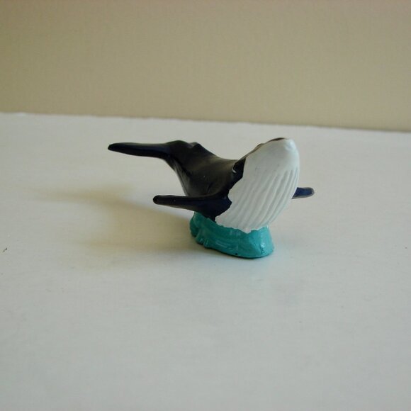 Safari Ltd Animals Marine Ocean Blue Whale Squid Bull Shark Tooth White Shark - Picture 14 of 15